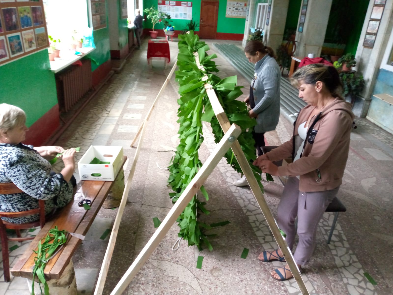 Совмещаем работу с полезными делами.